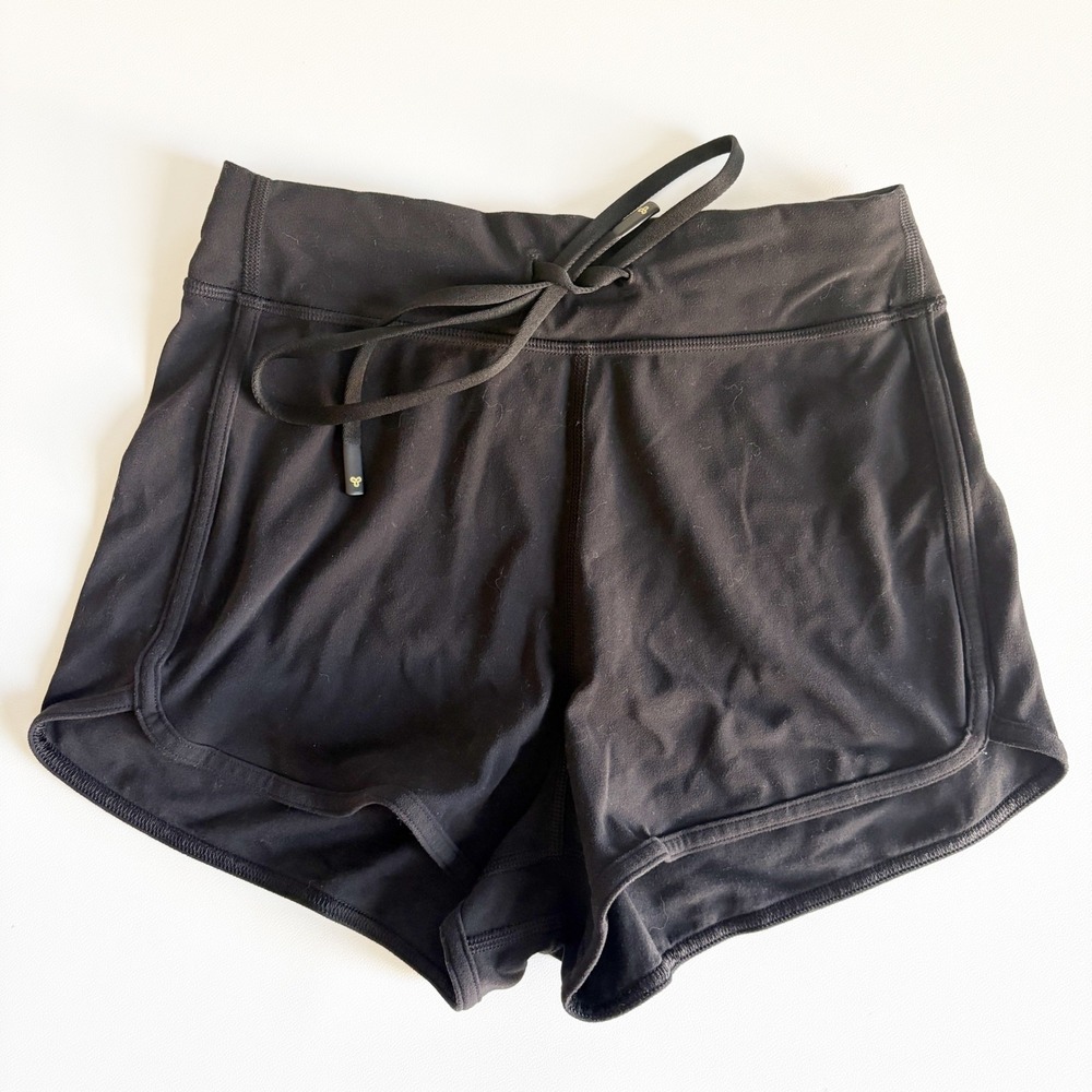 Aritzia Golden Womens Black Drawstring Athletic Yoga Gym Dolphin‎ Shorts Size 4